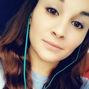 Meet your Posher, Lindsey